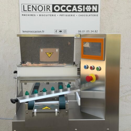 Dresseuse de pâtisserie MIMAC 2020 d'occasion en acier inoxydable pour pâtes liquides.